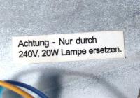 Bei der Lampe